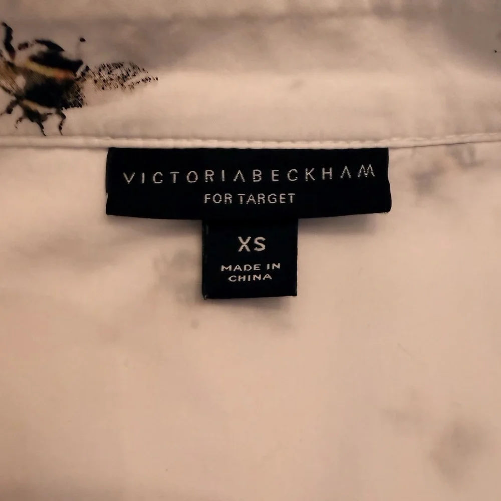 Victoria Beckham for Target Iconic Bee Print Blouse Structured Designer Top - Picture 13 of 15